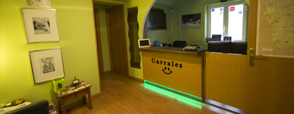 Happy Hostal Carrales Бургос Экстерьер фото